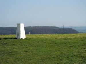 Cotswold Way - Tynedale Monument from Stinchcombe Hill